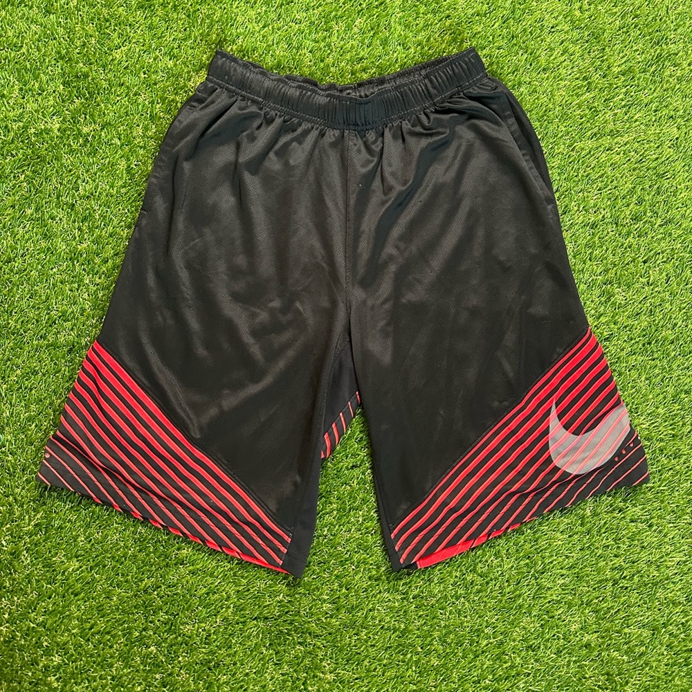 Nike Elite Shorts Black & Red Men’s Large